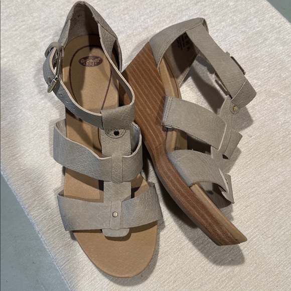 Dr. Scholl's Taupe Strappy Wedge Sandals - Picture 2 of 3